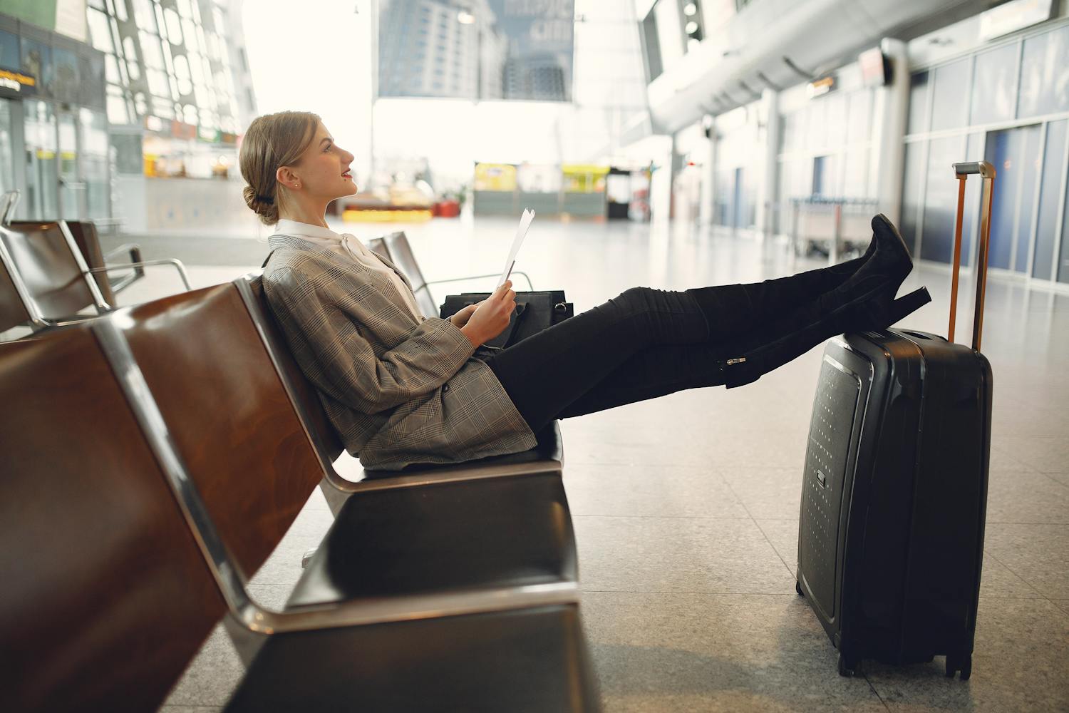 Connecting Flight Baggage Transfer: Different Airlines