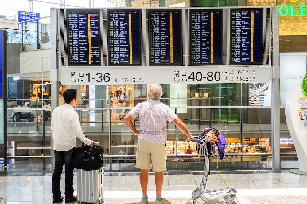 Hong Kong Airport - Flight Schedule Monitor