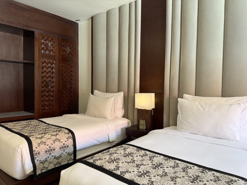 A beautiful hotel room