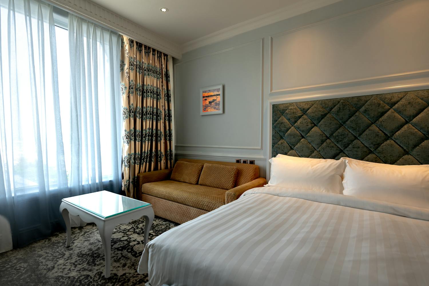 Right to Care: Can You Claim Back a Hotel You Booked During a Flight Delay?